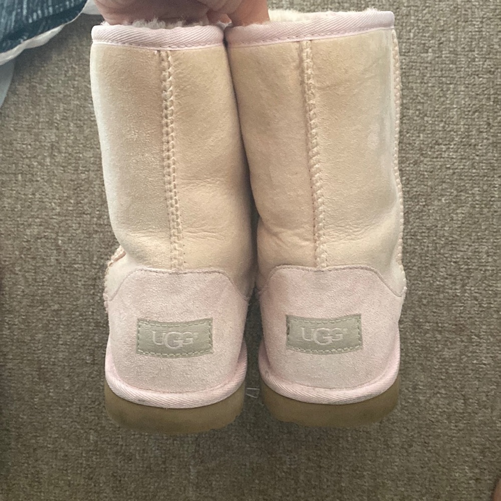 Baby pink Uggs
